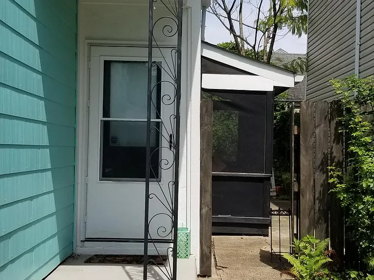 121 Foote Ave — Photo 4