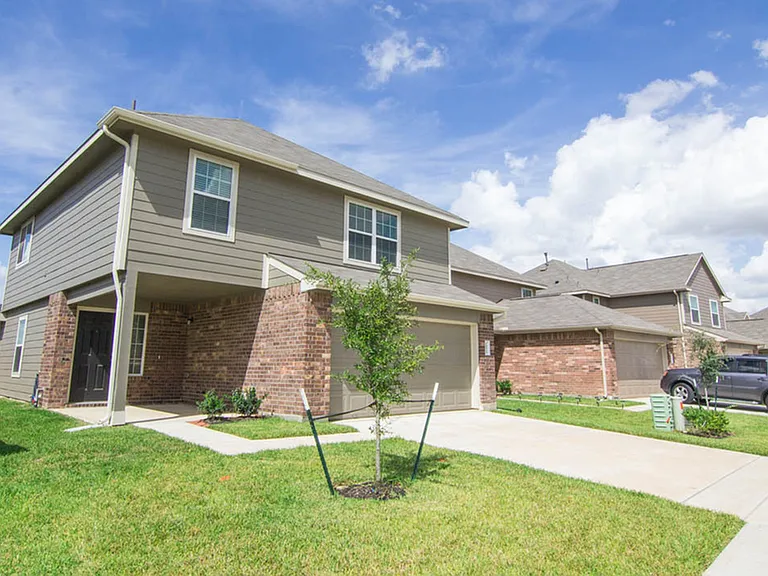24022 Treviso Gardens Dr — Photo 3