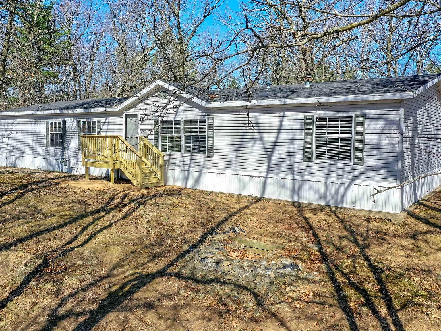 W5010 Rainbow Cir, Shawano, WI 54166 Zillow