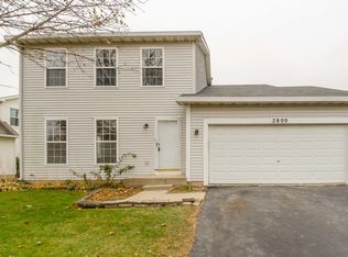 2800 Carlsbad Cir, Aurora, IL 60503