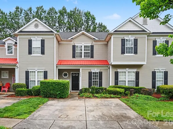 4413 Eaves Ln, Charlotte, NC 28215