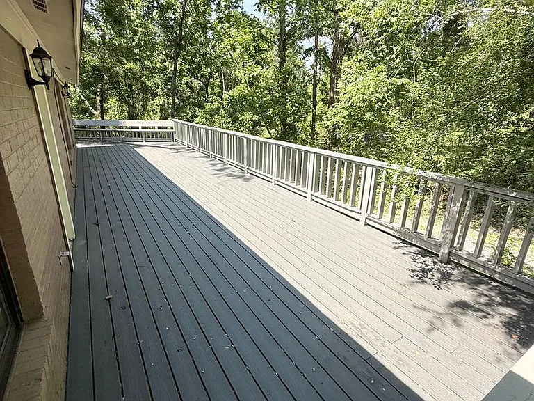 1312 Beanland Dr — Photo 3