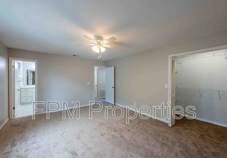 176 E Coast Dr — Photo 31