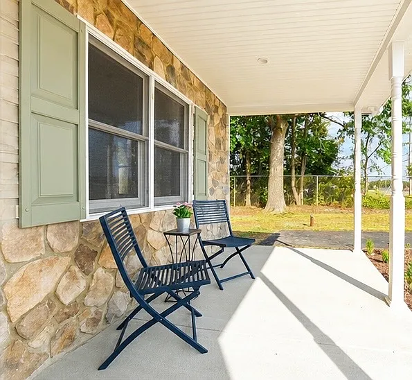23977 Point Lookout Rd — Photo 4