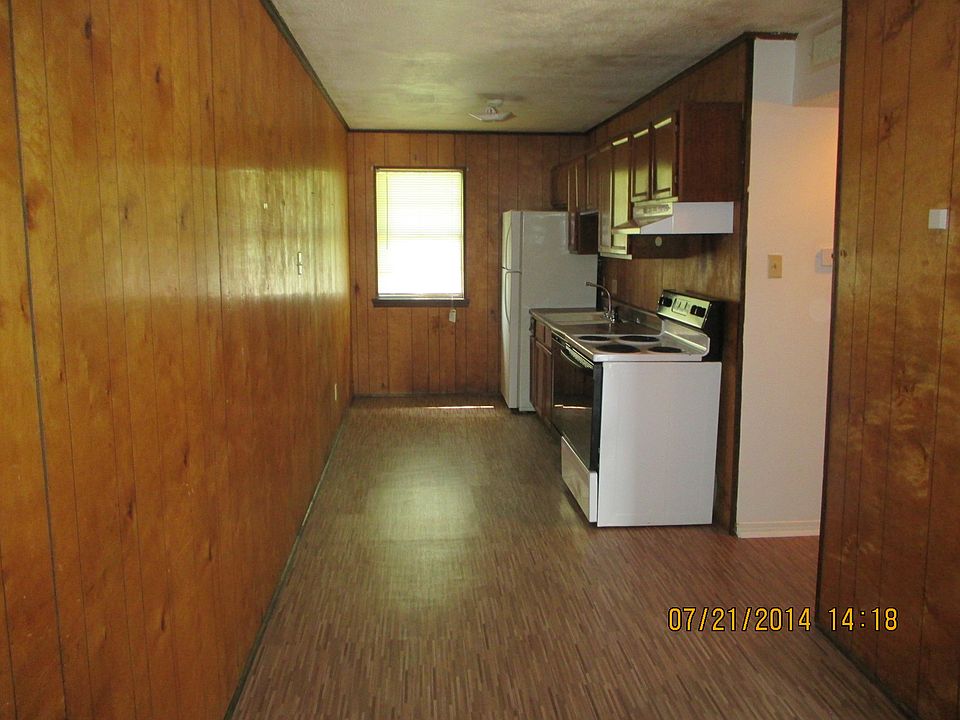 College Place Apts, Clarksville, AR 915 N Harmony Rd Clarksville, AR