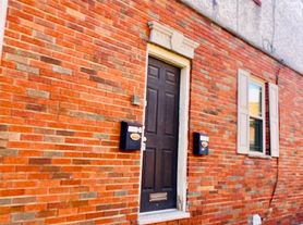 1117 McKean St, Philadelphia, PA