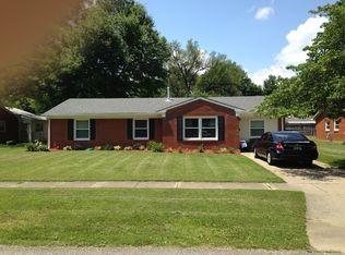 2812 Rockhaven Ave, Louisville, KY 40220