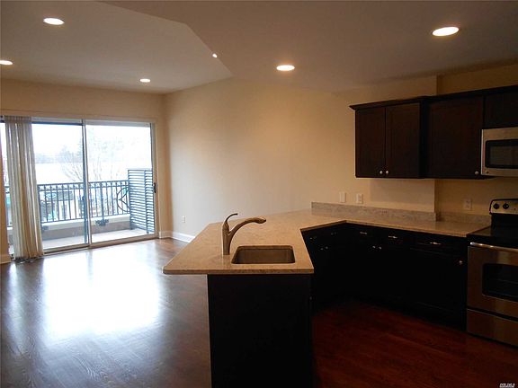3rd image of 191 7th St APT 205