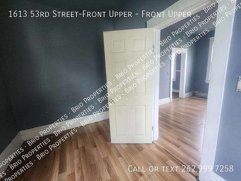 1613 53rd St #FRONT UPPER — Photo 2