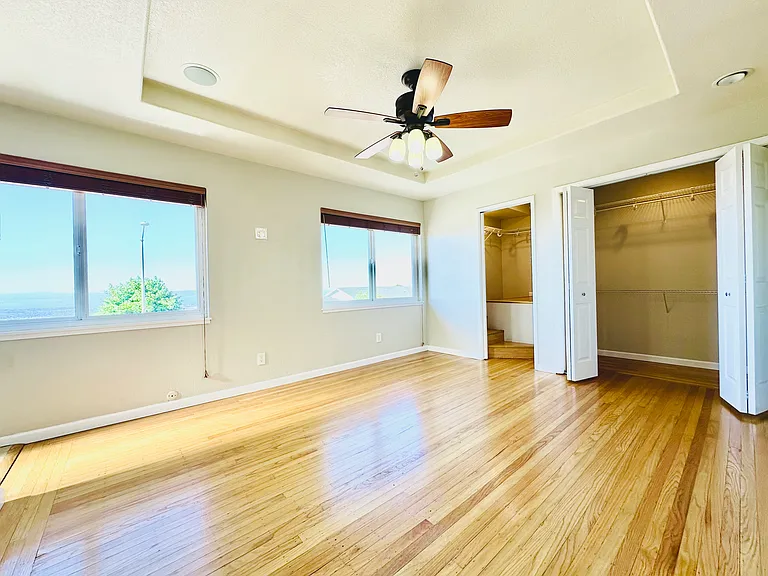 Rishell Dr — Photo 2