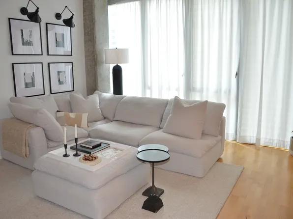 659 W Randolph St, Chicago, IL