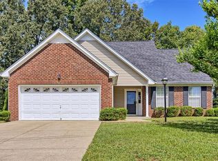 7300 Hidden Lake Cir, Fairview, TN 37062