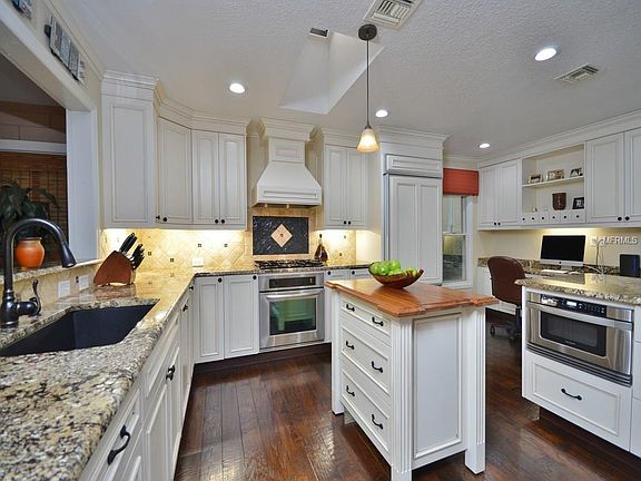 4th image of 7012 Lake Ola Dr