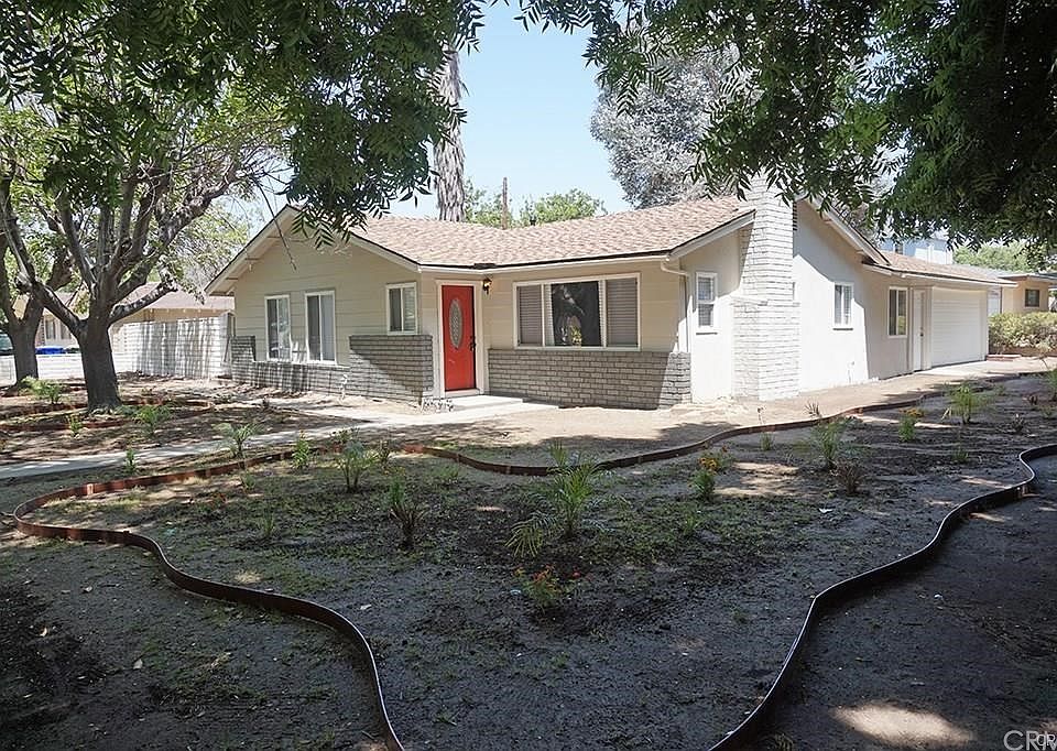 1st image of 1098 E 27th St