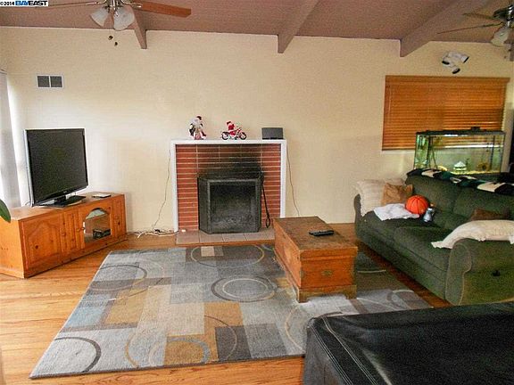 5th image of 5038 Vannoy Ave