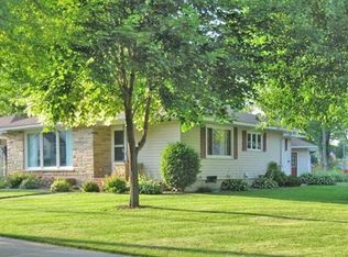 701 W 4th St, Marshfield, WI 54449