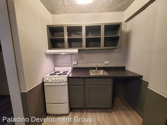 4th image of 2205 Jones St APT 204