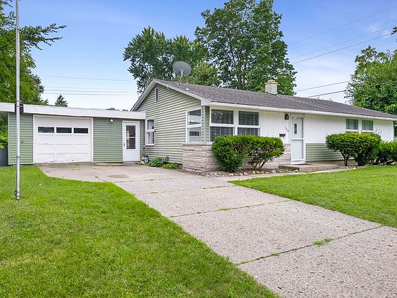 2nd image of 3414 Brookhurst Pl