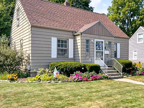 1038 S Bowen St, Jackson, MI 49203