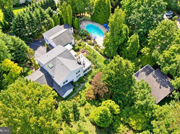 641 Righters Mill Rd, Penn Valley, PA 19072