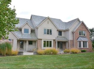 703 W Haddonstone Pl, Mequon, WI 53092