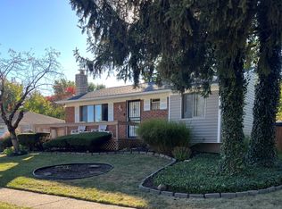 2835 Fleet Rd, Columbus, OH 43232