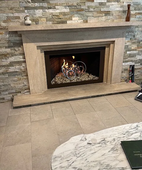464 E San Jose Rd — Photo 5