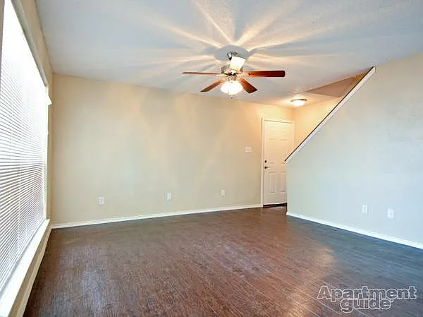 Keystone Townhomes — Photo 3
