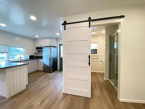 3470 Trumbull St #A — Photo 11