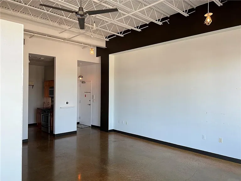 2401 E 6th St #3044 — Photo 21