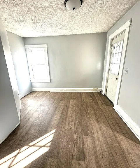 828 Cherry St — Photo 8