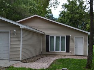 13918 Railroad St, Perry, KS 66073