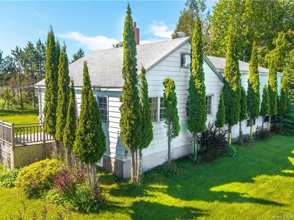 709 Mowat Dr, Saint Andrews, NB E5B 2P2