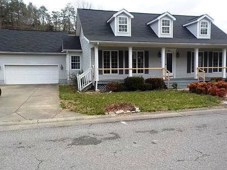1st image of 434 E Dorton Blvd