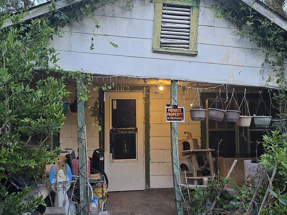 1st image of 116 3rd Ave