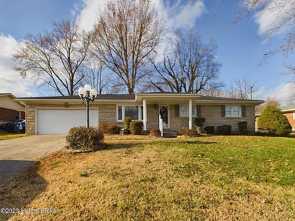 3rd image of 9010 Wooddale Dr