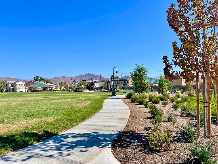30622 Dart Ct — Photo 53