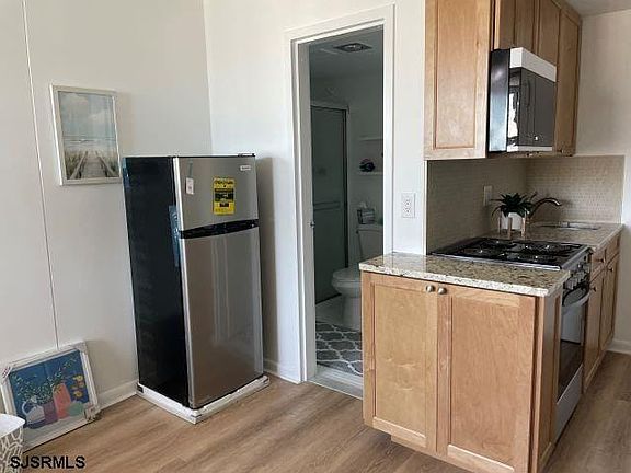 4th image of 4800 Boardwalk APT 1905A