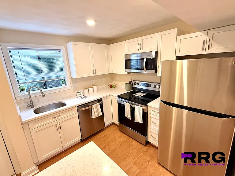 Norwest Dr — Photo 7