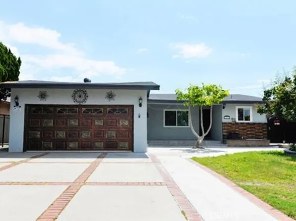 10872 Holly Dr, Garden Grove, CA 92840