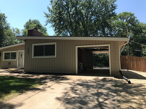 Garage with two doors