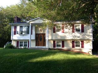 22 2nd Ave, Cumberland, RI 02864