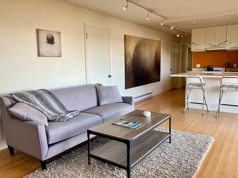 132 Filbert Ave #A — Photo 2