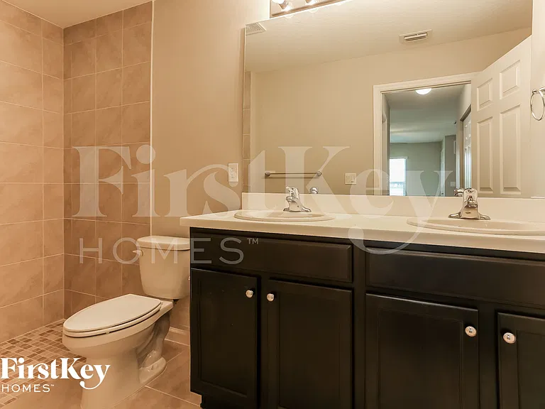 729 SW Estate Ave — Photo 9