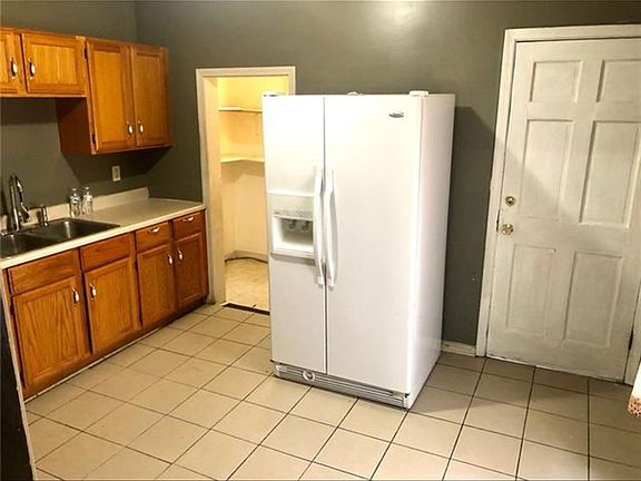 4th image of 3240 Morrell Ave