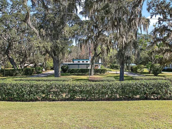 27936 Hollondel Rd, Okahumpka, FL 34762