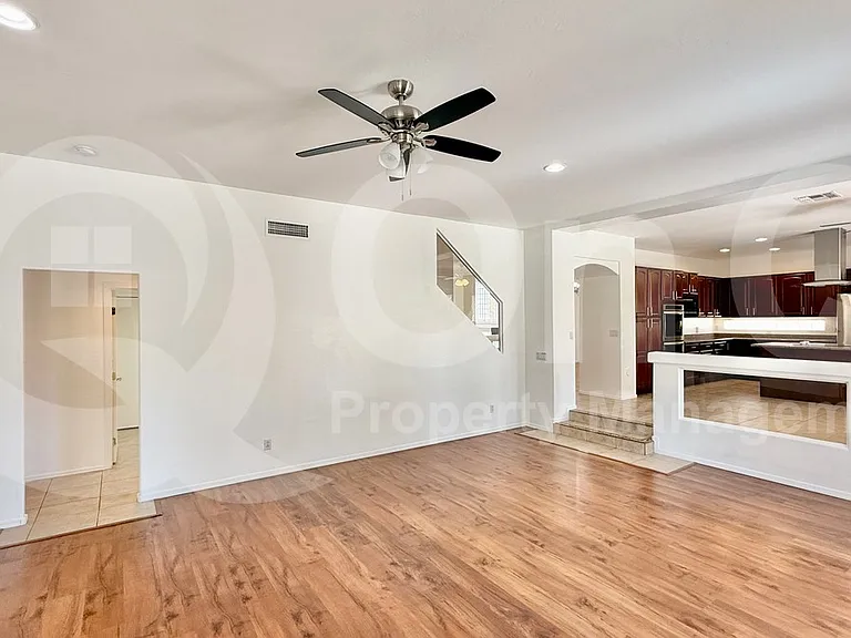 27822 N 47th St — Photo 13