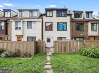 9828 Brookridge Ct, Montgomery Village, MD 20886