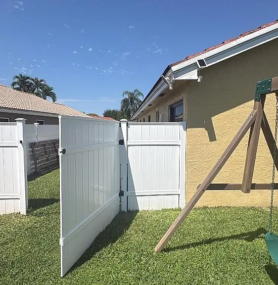 8520 Tourmaline Blvd — Photo 29