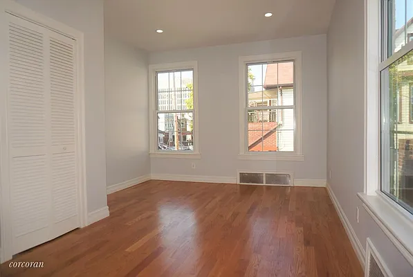 Rented by Corcoran | media 29